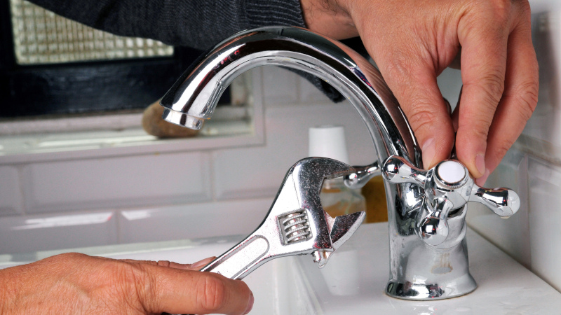 Top Reasons to Prioritize Faucet Repair